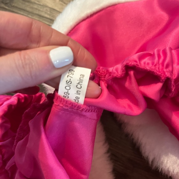 Victoria's Secret Pink Skirt with White Trim - Picture 3 of 3
